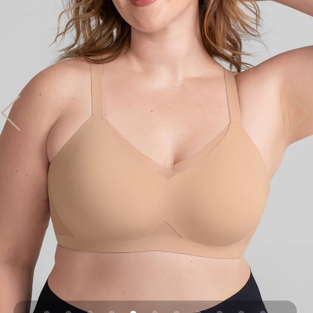 Honeylove Wire Free CrossOver Bra in Sand (Tan/Nude) - Size L (38 B/C)